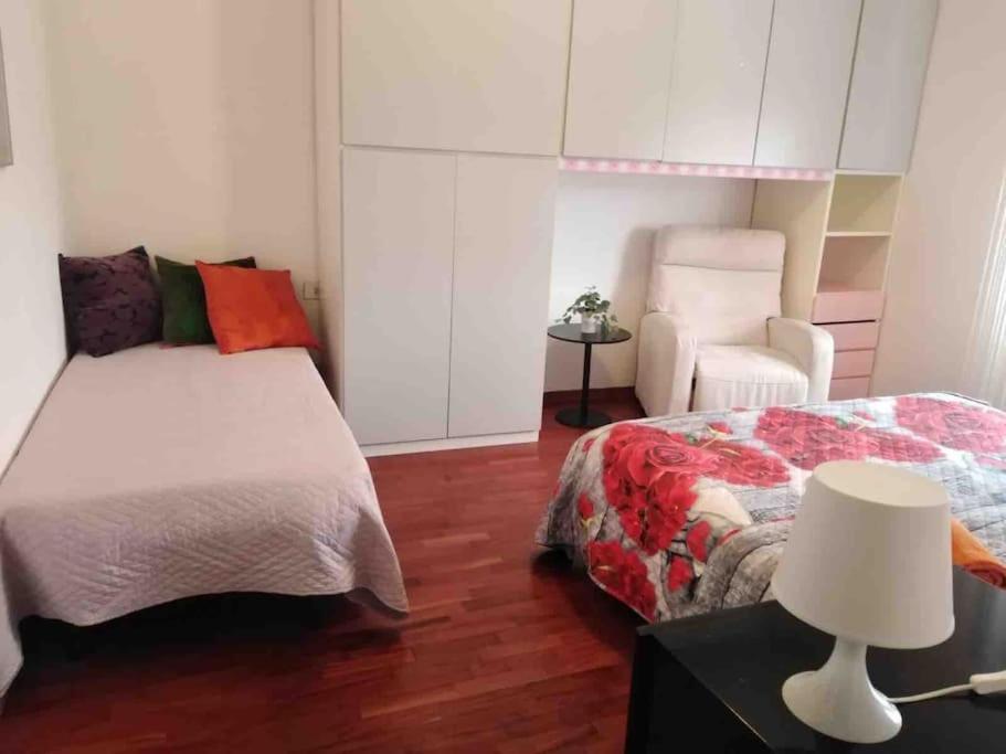 Appartamento Lovely Flat, Super Connected To The Centre,wifi,4p